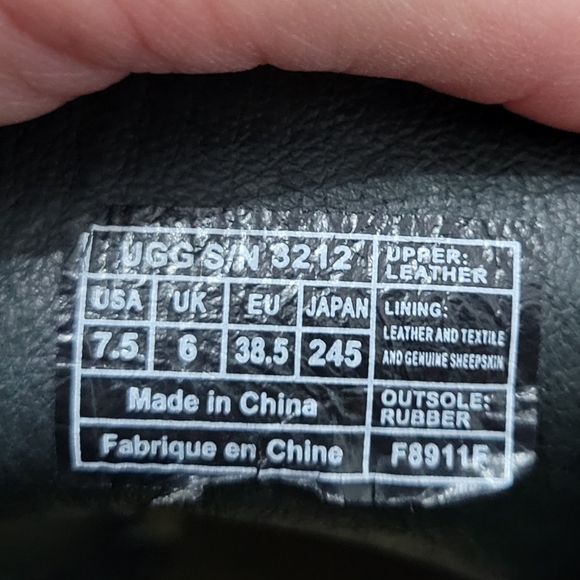 UGG Suede Brienne Boits Size 7.5 - Picture 8 of 8